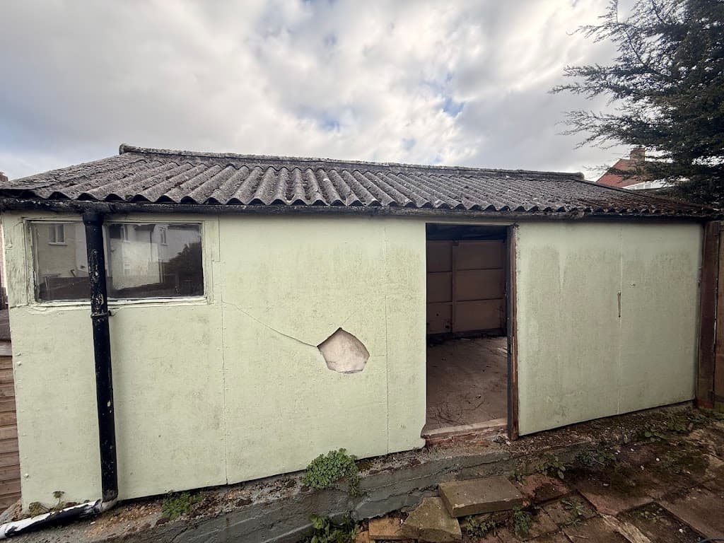 Reading Asbestos removal & collection specialist