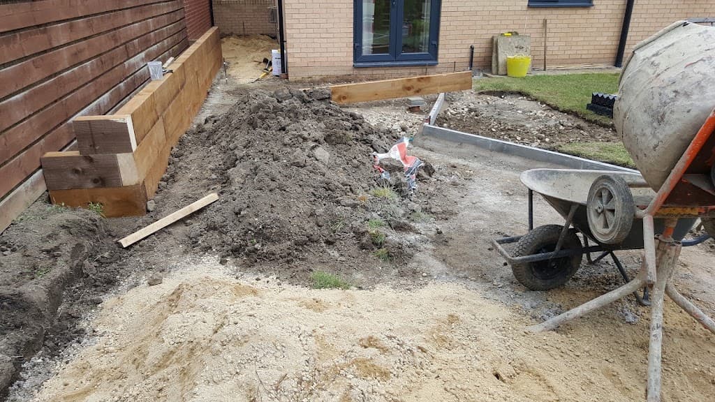 Thomas & Son building specialists