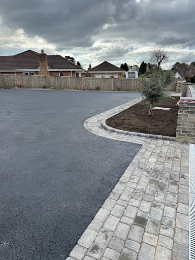 White & Sons (Dorset & Hampshire)Tarmac Driveways Specialists Bournemouth, Christchurch, Wimborne, Poole & Dorset — Customer photo