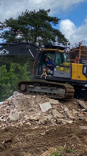 MK Demolition & Reclaim And Grab Hire — Customer photo